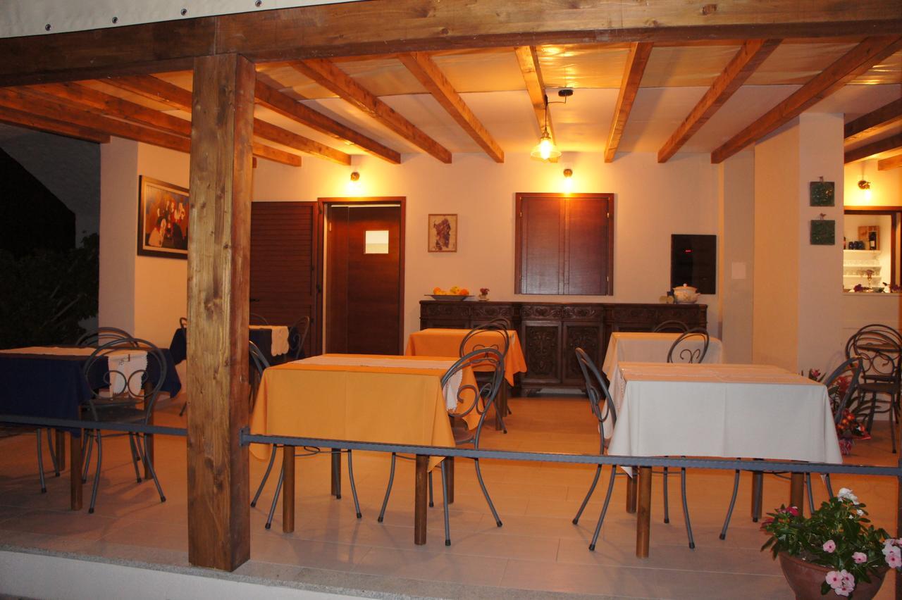 Locanda Farorientale Bed and Breakfast Santa Lucia  Exteriör bild