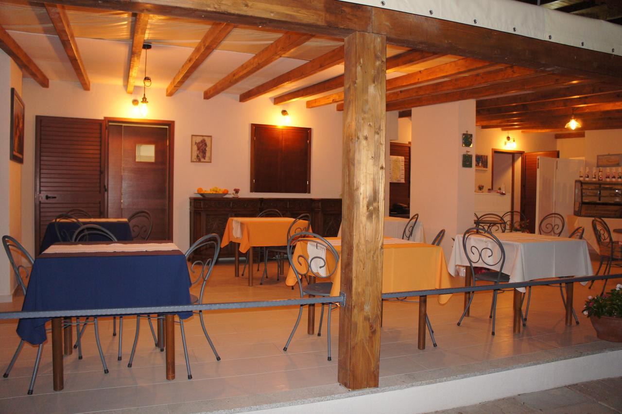 Locanda Farorientale Bed and Breakfast Santa Lucia  Exteriör bild
